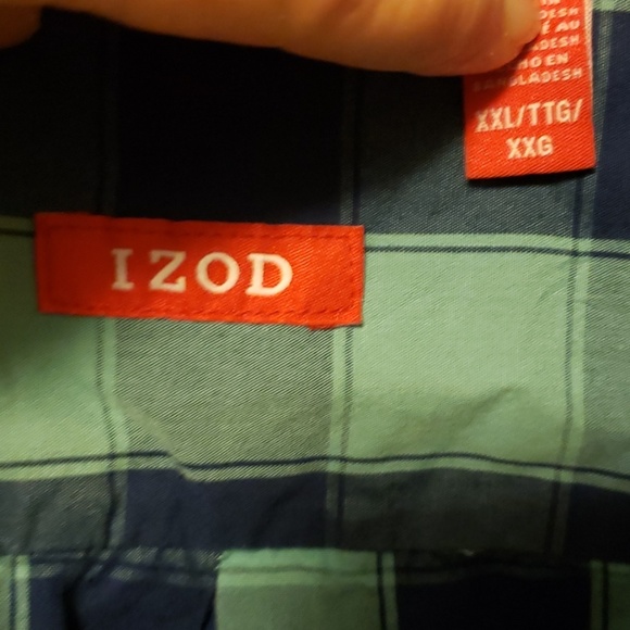 Izod long-sleeve, collared, button-up shirt - Picture 2 of 4